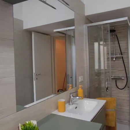 La Casa Di Chira Con Casa Silvestro * Milano