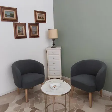 Lägenhet La Casa Di Chira Con Casa Silvestro Milano