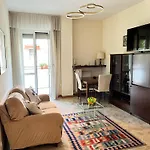 Apartman La Casa Di Chira Con Casa Silvestro Milánó